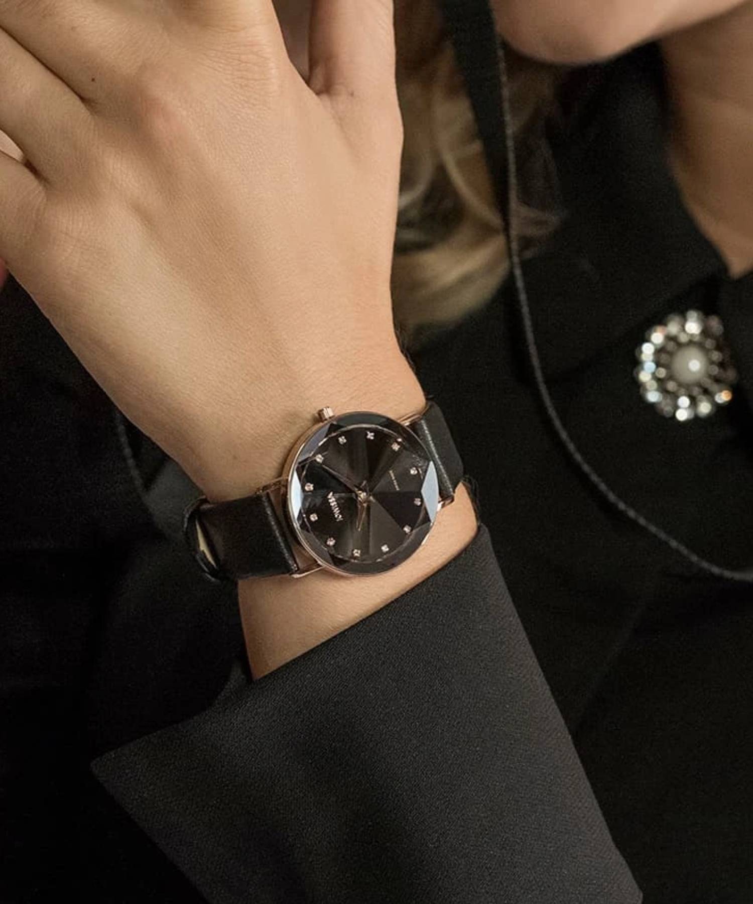 ساعت مچی زنانه جویسا, کد JW-J5.606.M