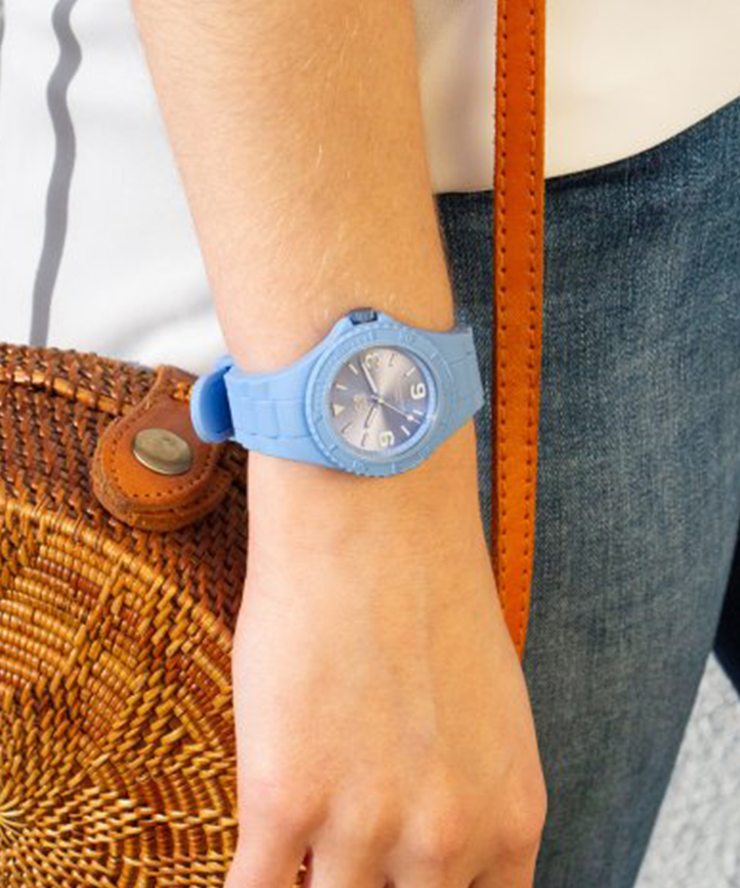 ساعت مچی زنانه آیس واچ, کد 019146