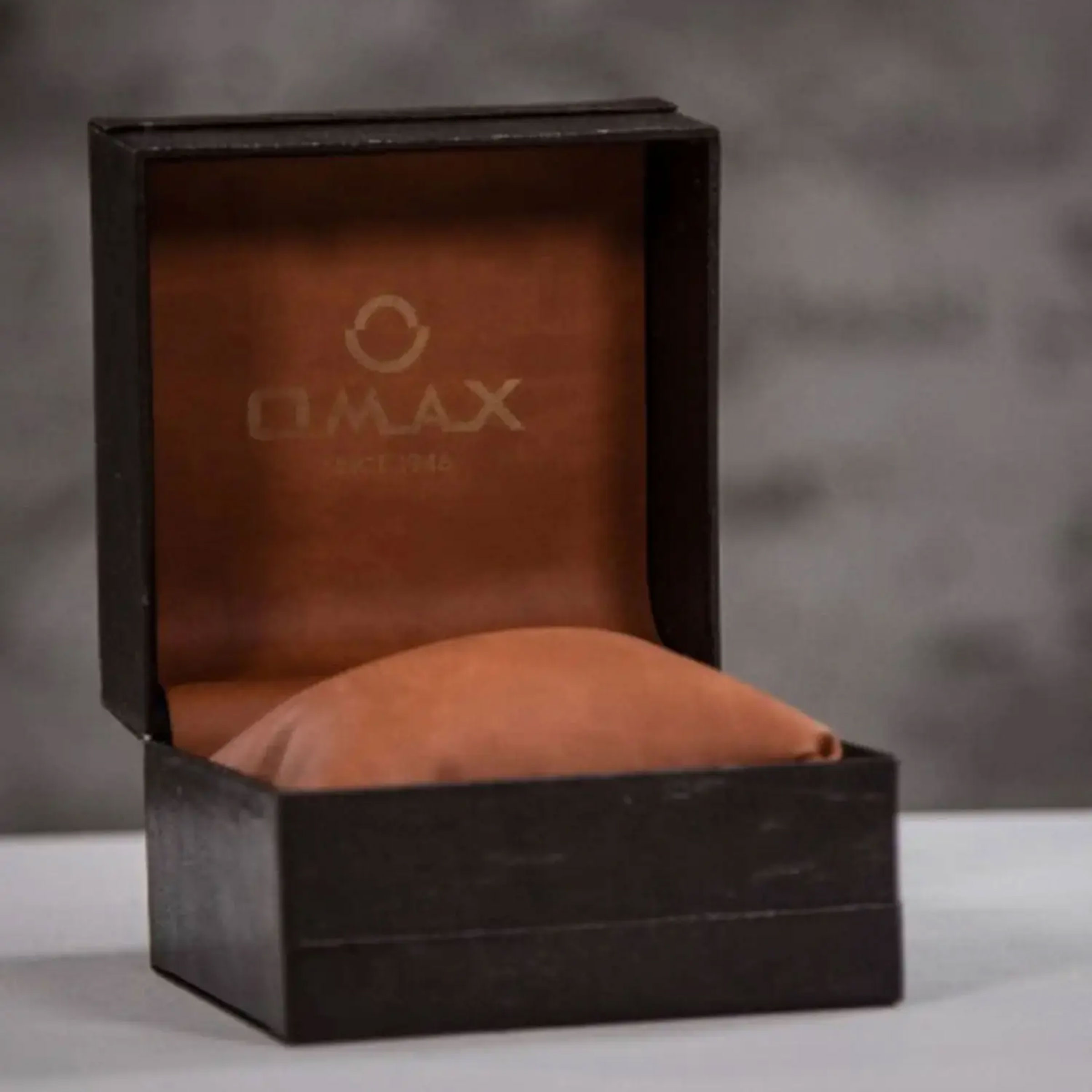 ساعت مچی مردانه اوماکس ، زیرمجموعه یونیورسال ، کد CSL003N022