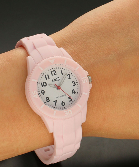 ساعت مچی زنانه کیو اند کیو، کد VS66-005