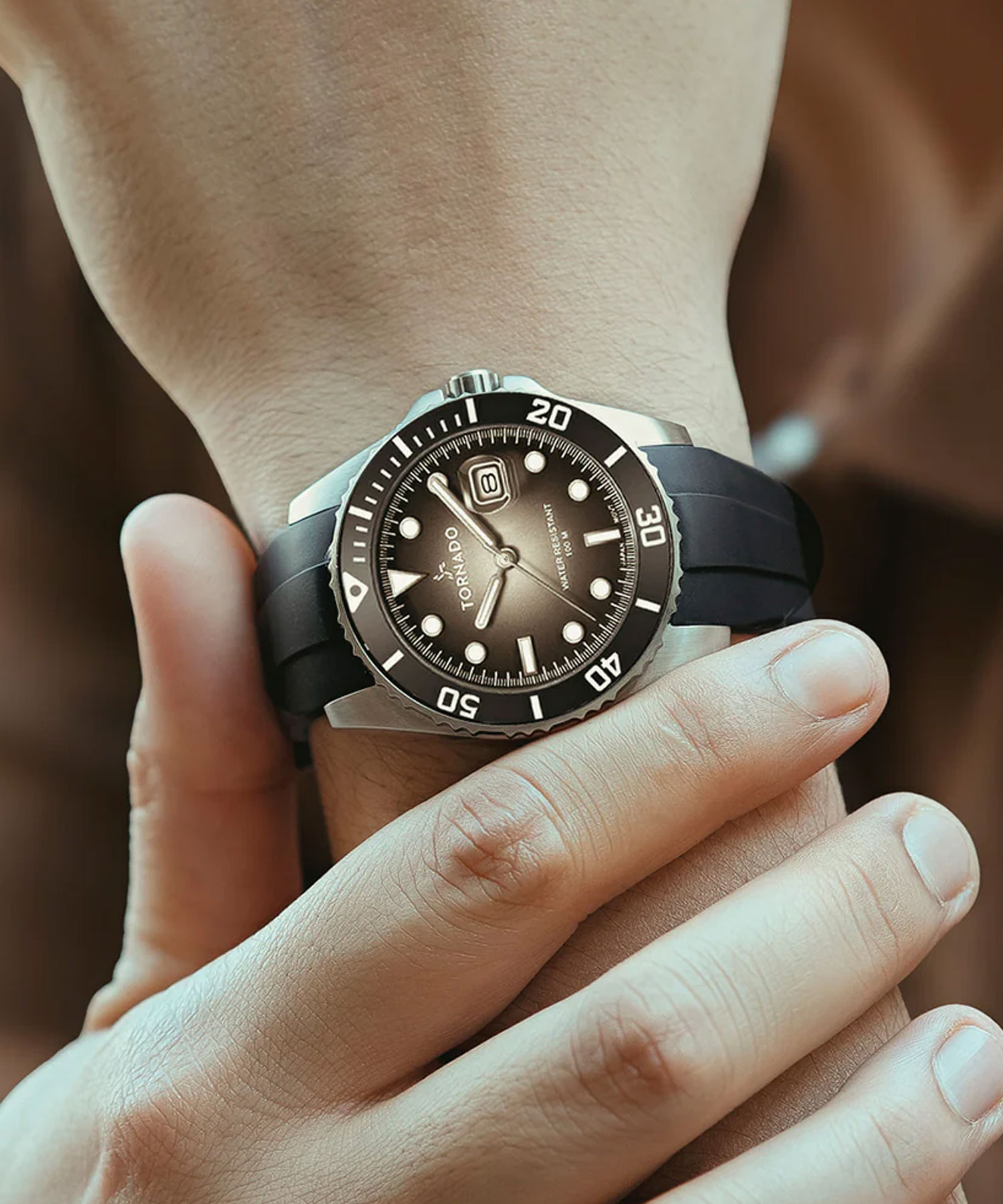 ساعت مچی مردانه تورنادو، کد T22001-SSBB