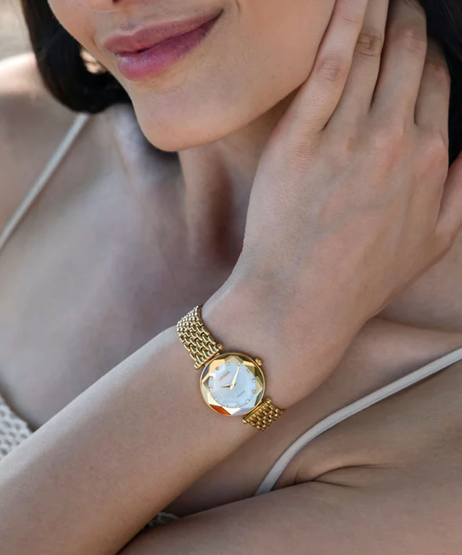 ساعت مچی زنانه جویسا, کد JW-J5.864.S