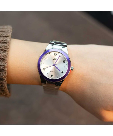 ساعت مچی زنانه کیو اند کیو، کد Q78B-008