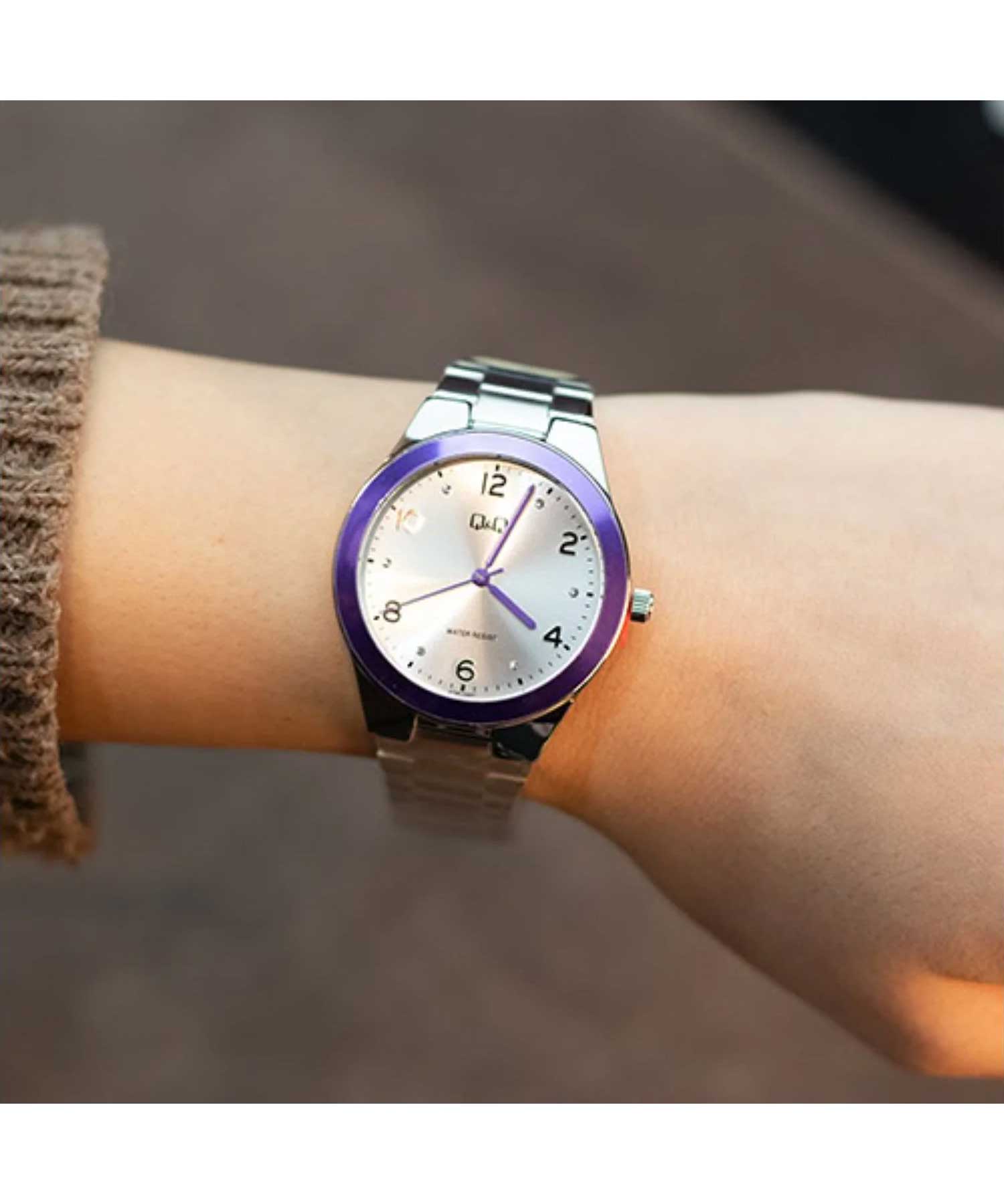 ساعت مچی زنانه کیو اند کیو، کد Q78B-008