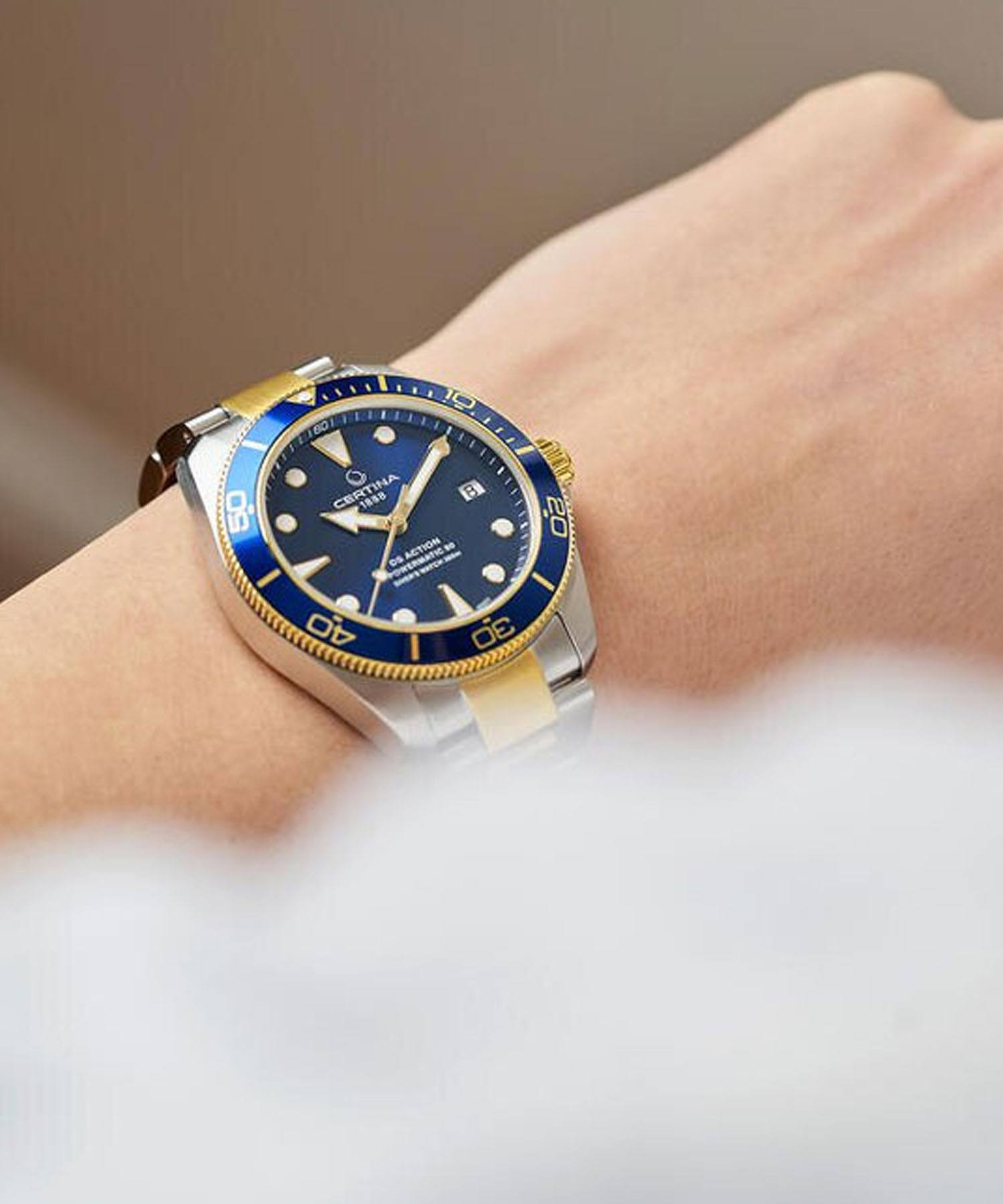 ساعت مچی مردانه و زنانه سرتینا, کد C032.807.22.041.10