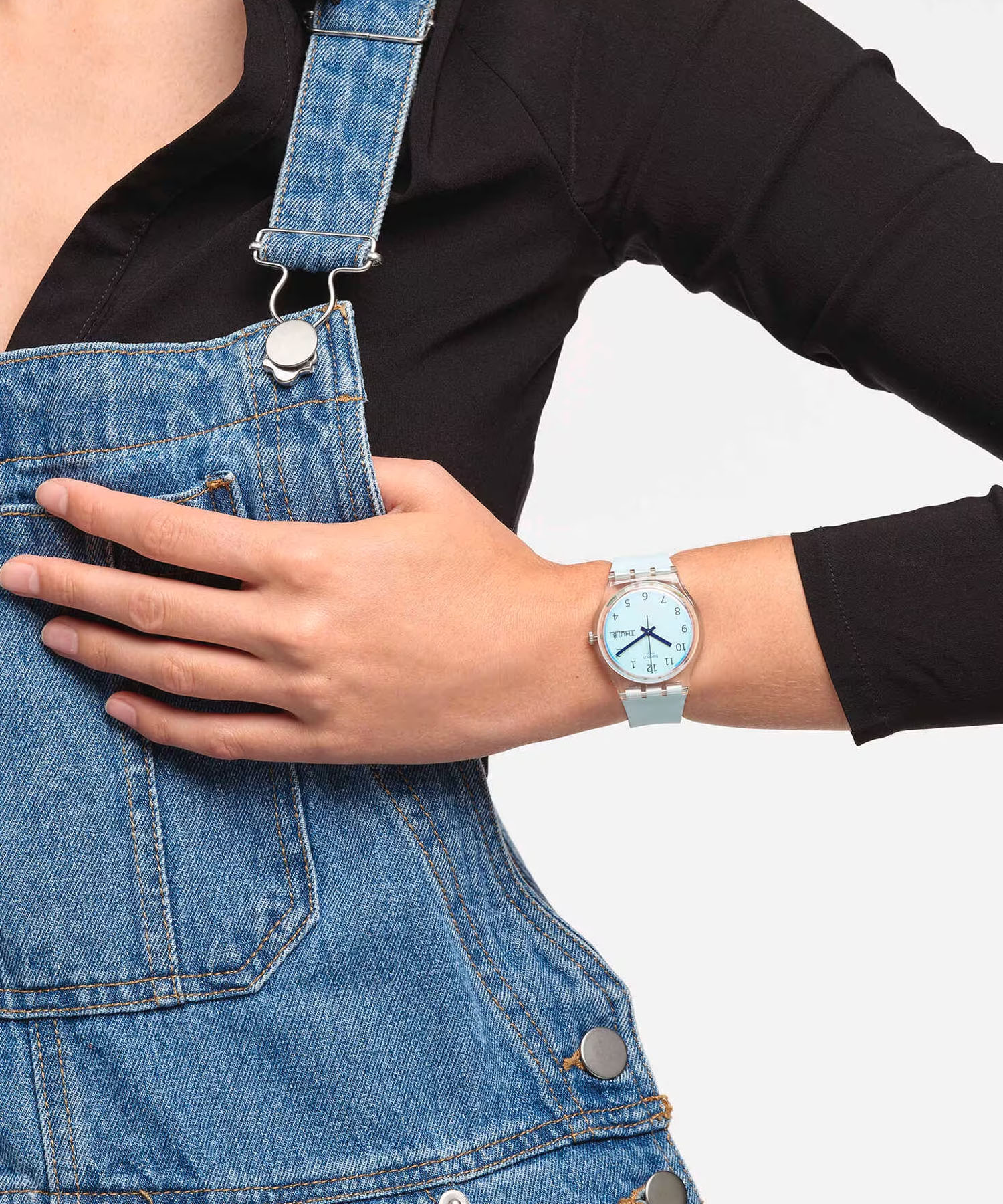 ساعت مچی زنانه سواچ, کد GE713