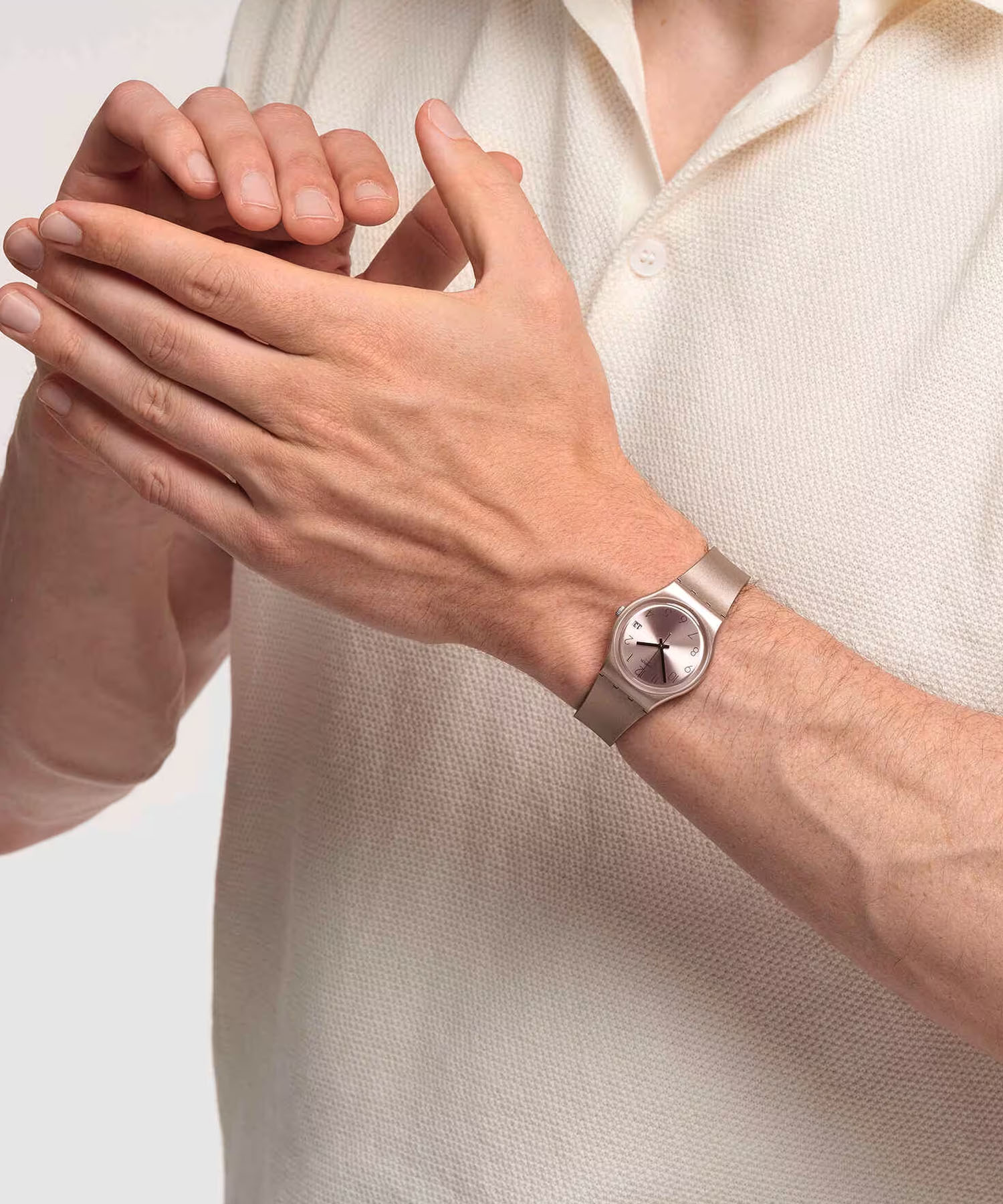 ساعت مچی زنانه سواچ, کد GP403