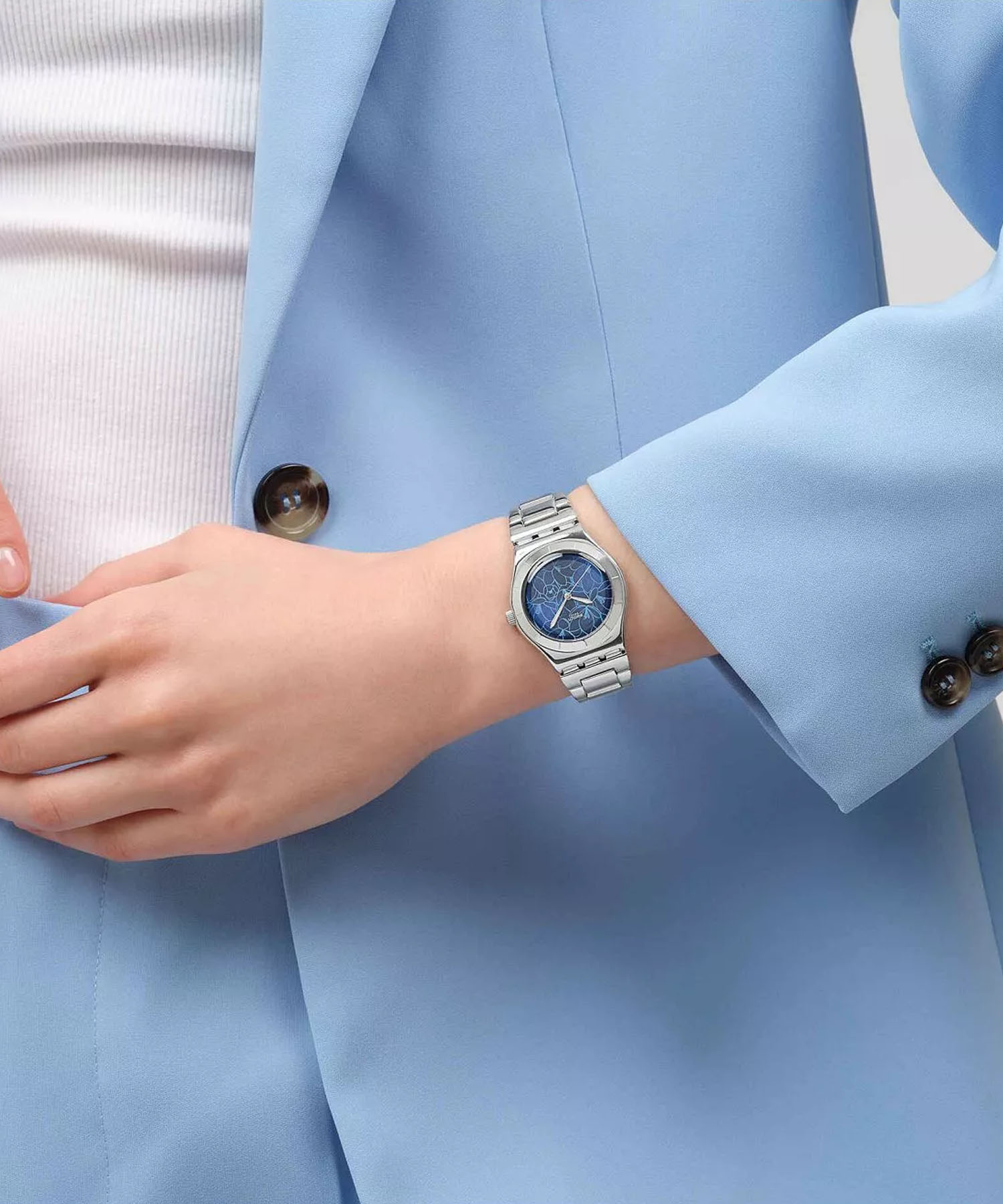 ساعت مچی زنانه سواچ, کد YLS235G