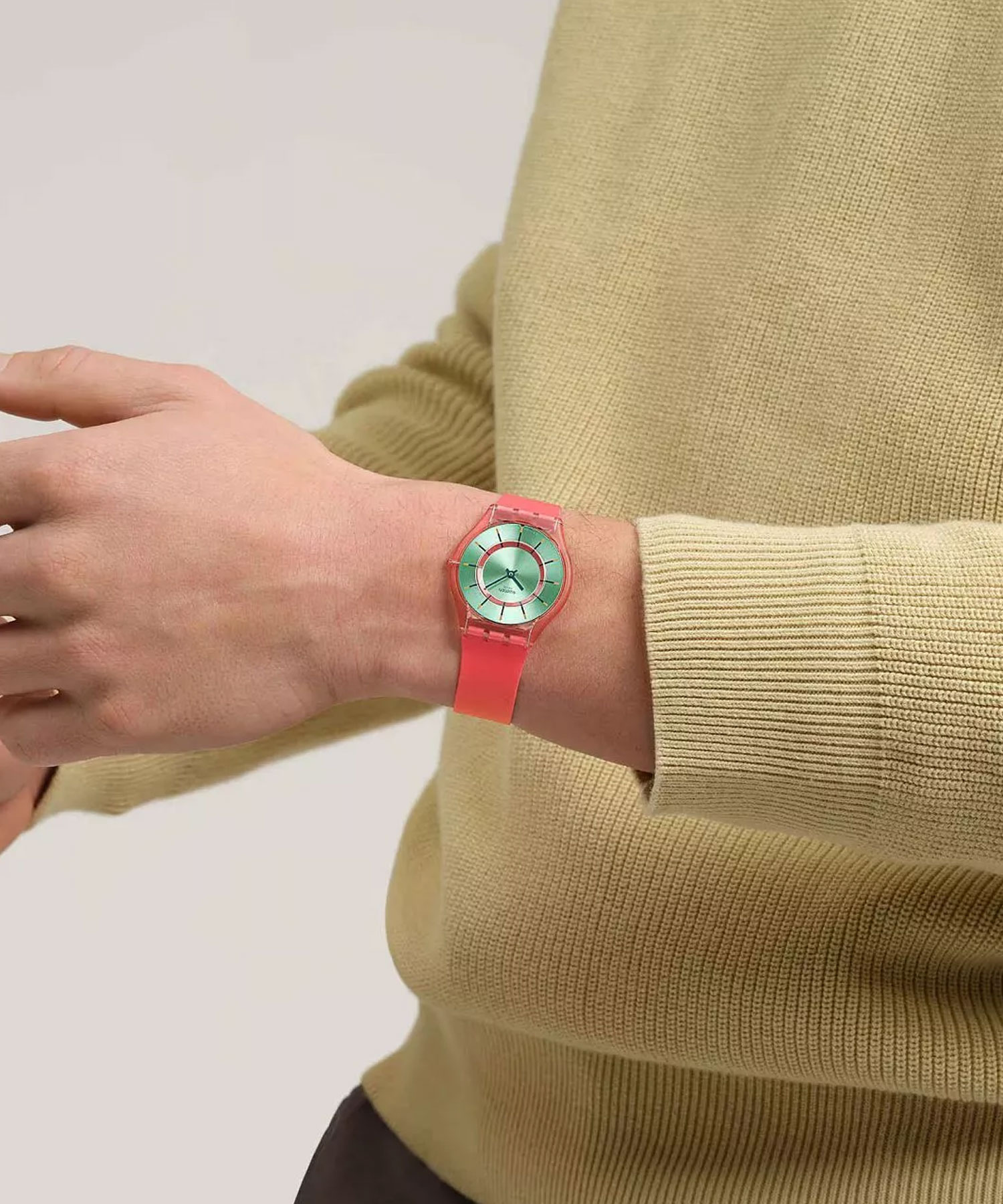 ساعت مچی زنانه سواچ, کد SS08P111