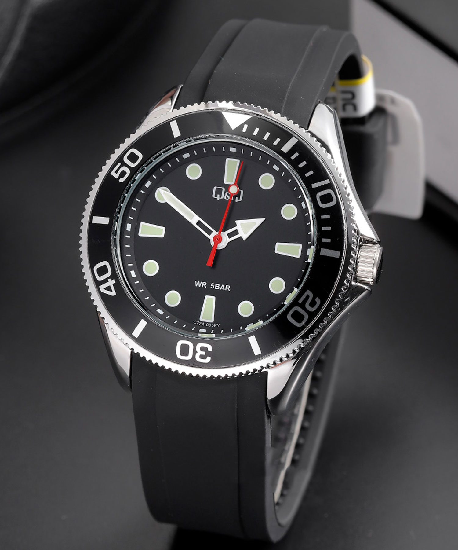 ساعت مچی مردانه کیو اند کیو، کد C72A-005PY