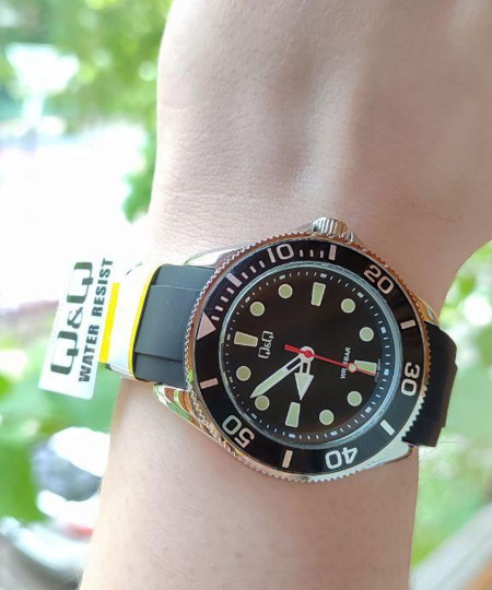 ساعت مچی مردانه کیو اند کیو، کد C72A-005PY