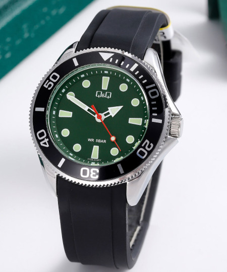 ساعت مچی مردانه کیو اند کیو، کد C72A-010PY