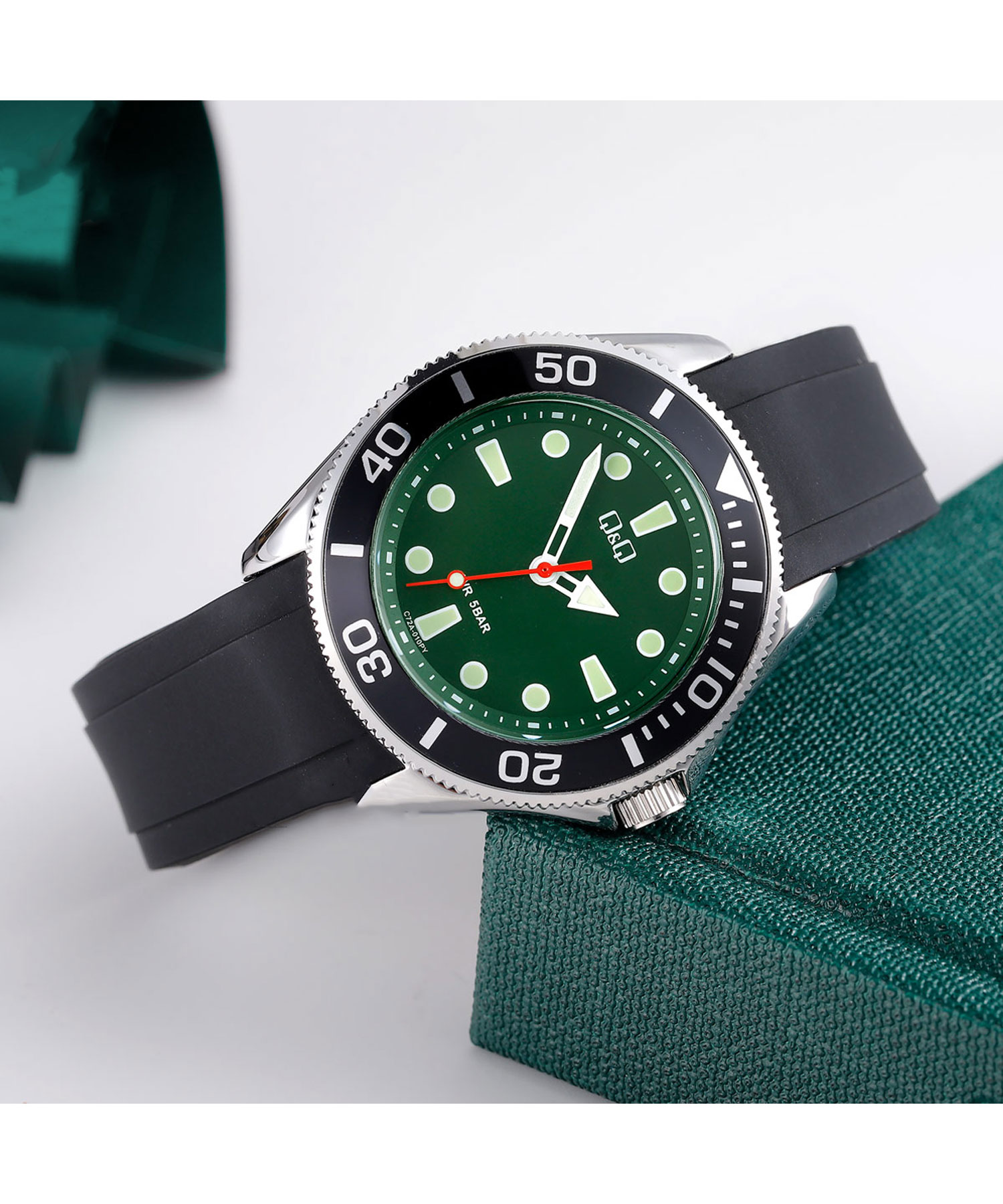 ساعت مچی مردانه کیو اند کیو، کد C72A-010PY