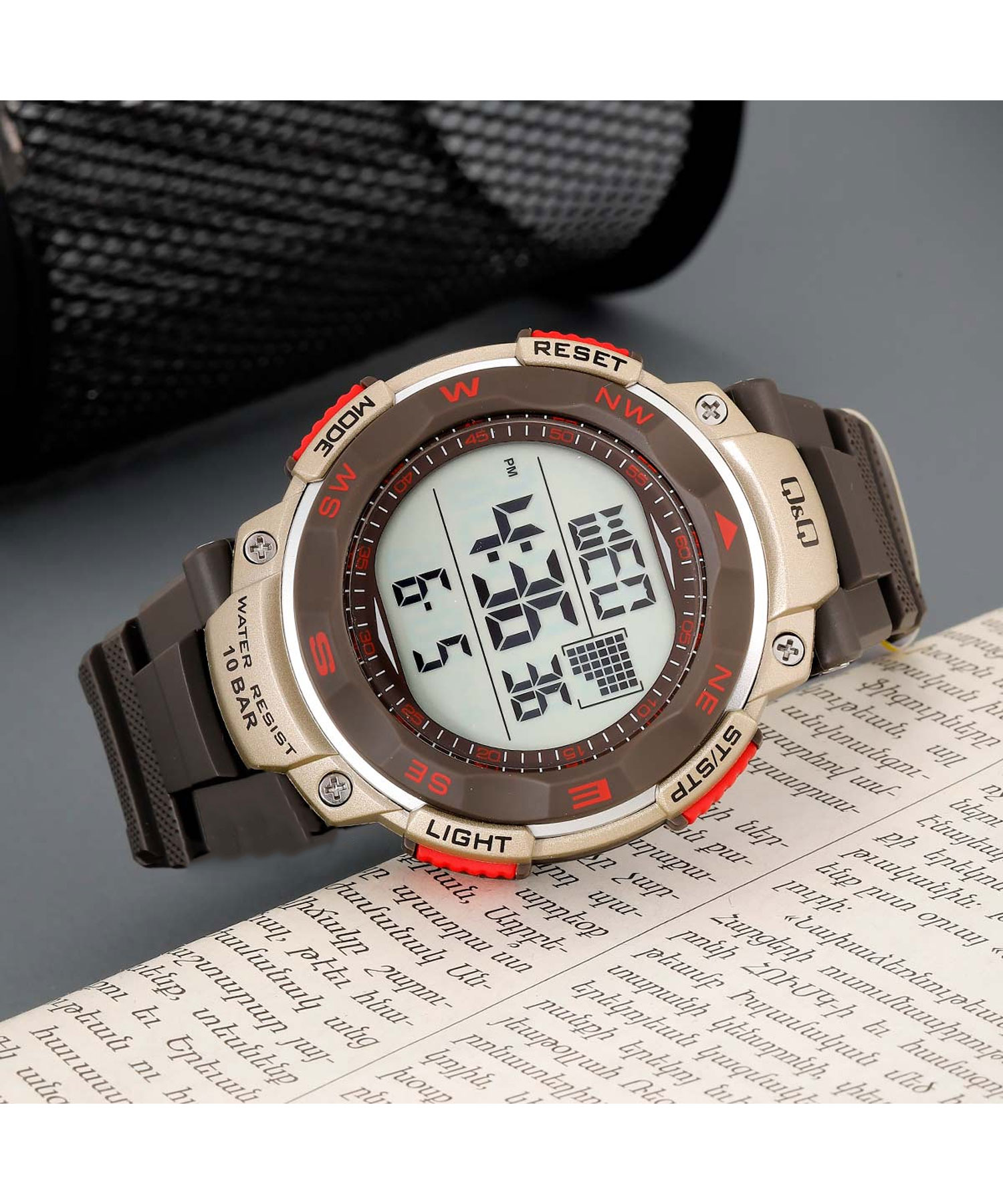 ساعت مچی مردانه کیو اند کیو، کد M124J004Y