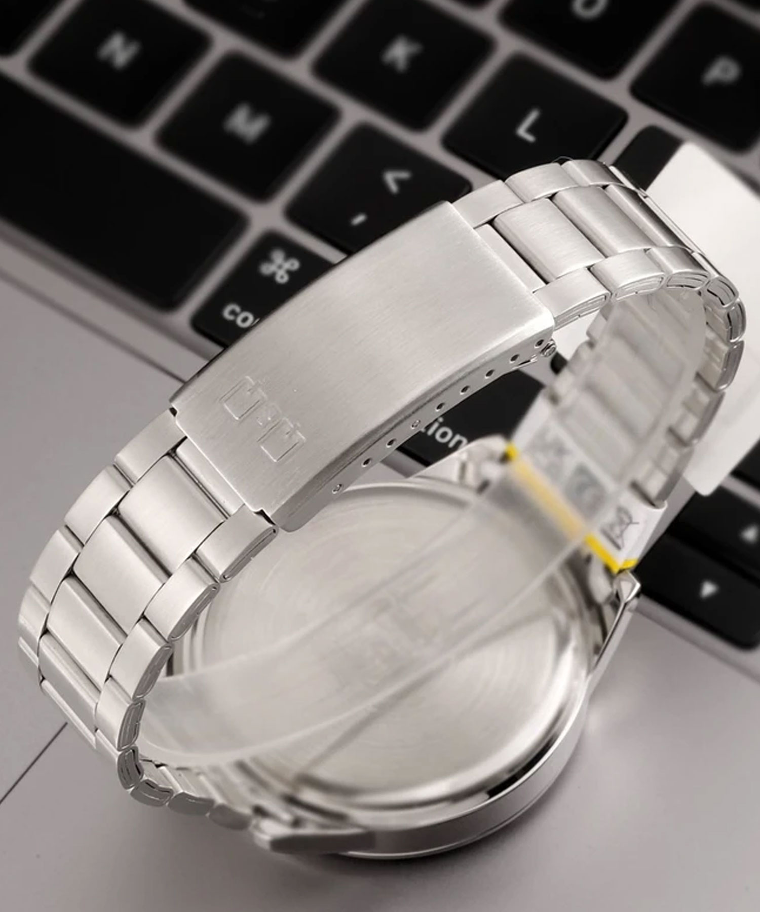 ساعت مچی مردانه کیو اند کیو، کد Q28B-001PY