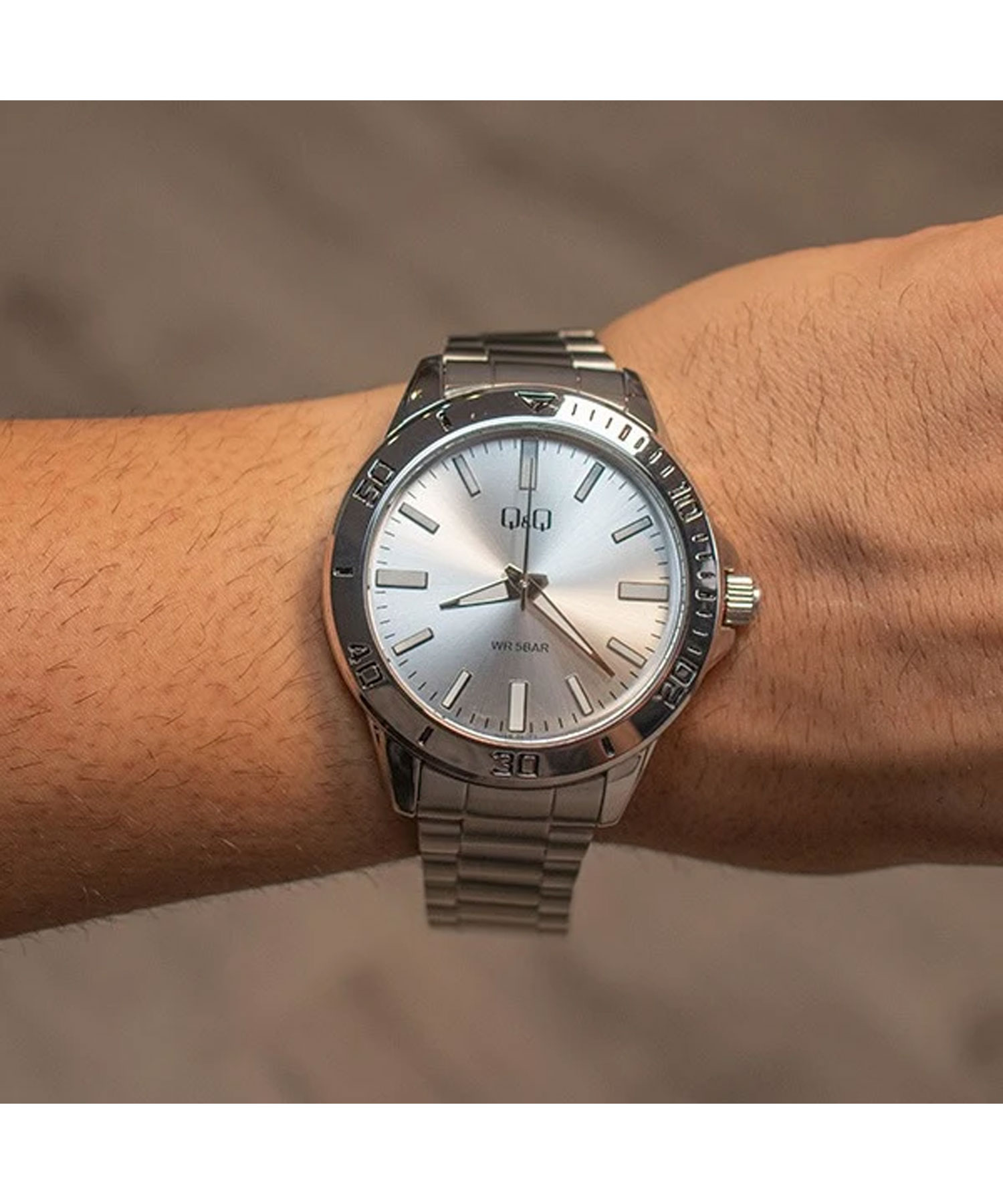 ساعت مچی مردانه کیو اند کیو، کد Q28B-001PY