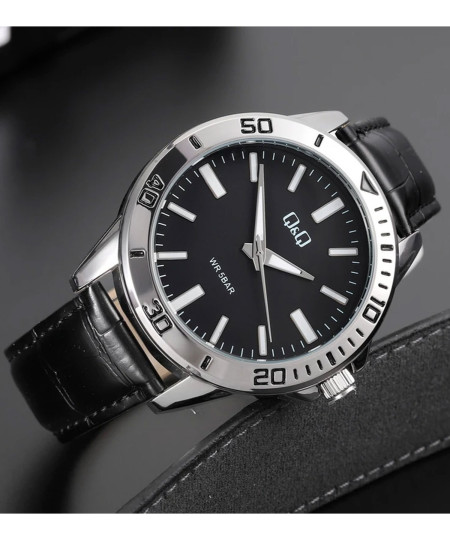 ساعت مچی مردانه کیو اند کیو، کد Q28B-006PY