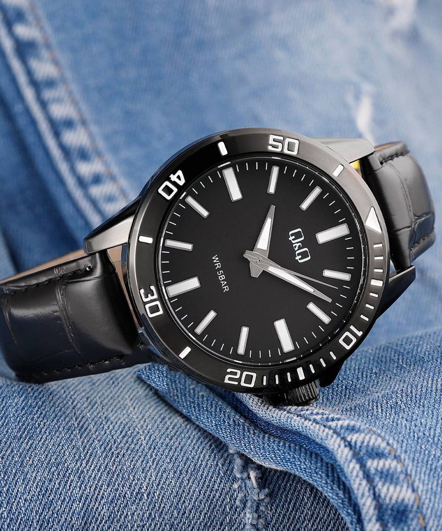 ساعت مچی مردانه کیو اند کیو، کد Q28B-008PY