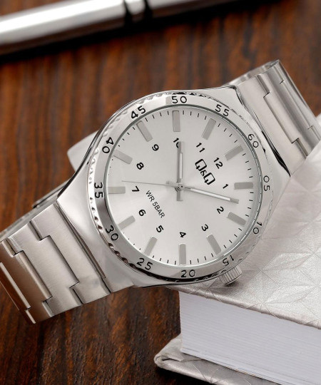 ساعت مچی مردانه کیو اند کیو، کد Q70B-001PY