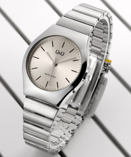 ساعت مچی زنانه کیو اند کیو، کد Q72B-001PY