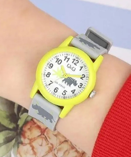 ساعت مچی بچگانه کیو اند کیو، کد V22A-017VY