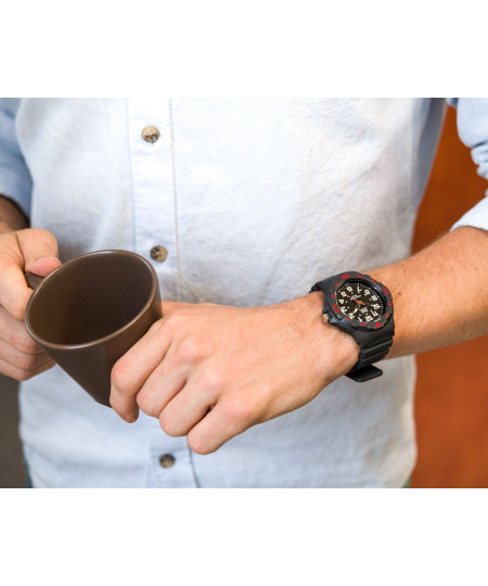 ساعت مچی مردانه کیو اند کیو، کد VR18J006Y