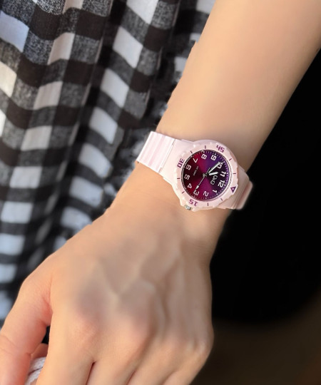 ساعت مچی زنانه کیو اند کیو، کد VR19J021Y