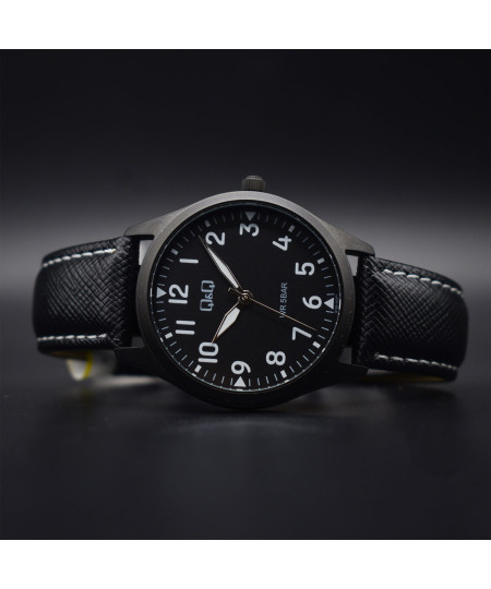 ساعت مچی مردانه کیو اند کیو، کد Q76B-003PY