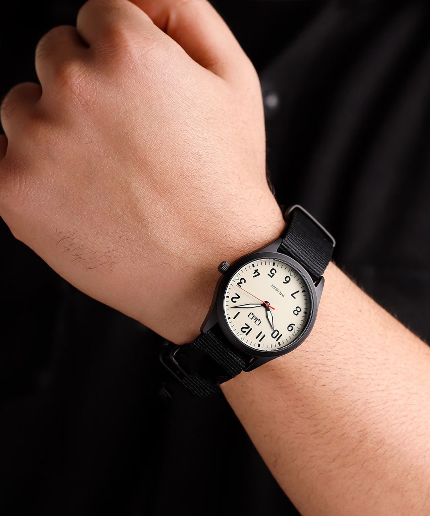 ساعت مچی مردانه کیو اند کیو، کد Q76B-008PY