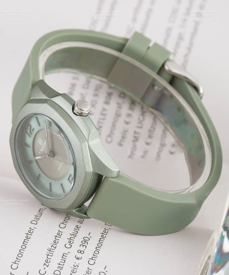 ساعت مچی زنانه نیوی فورس، کد NF7107GN/GN