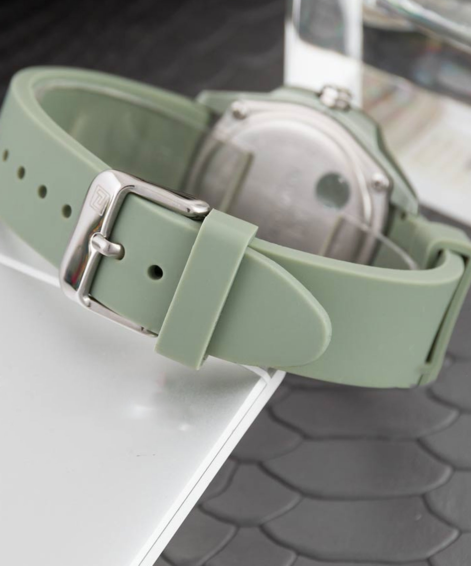 ساعت مچی زنانه نیوی فورس، کد NF7107GN/GN