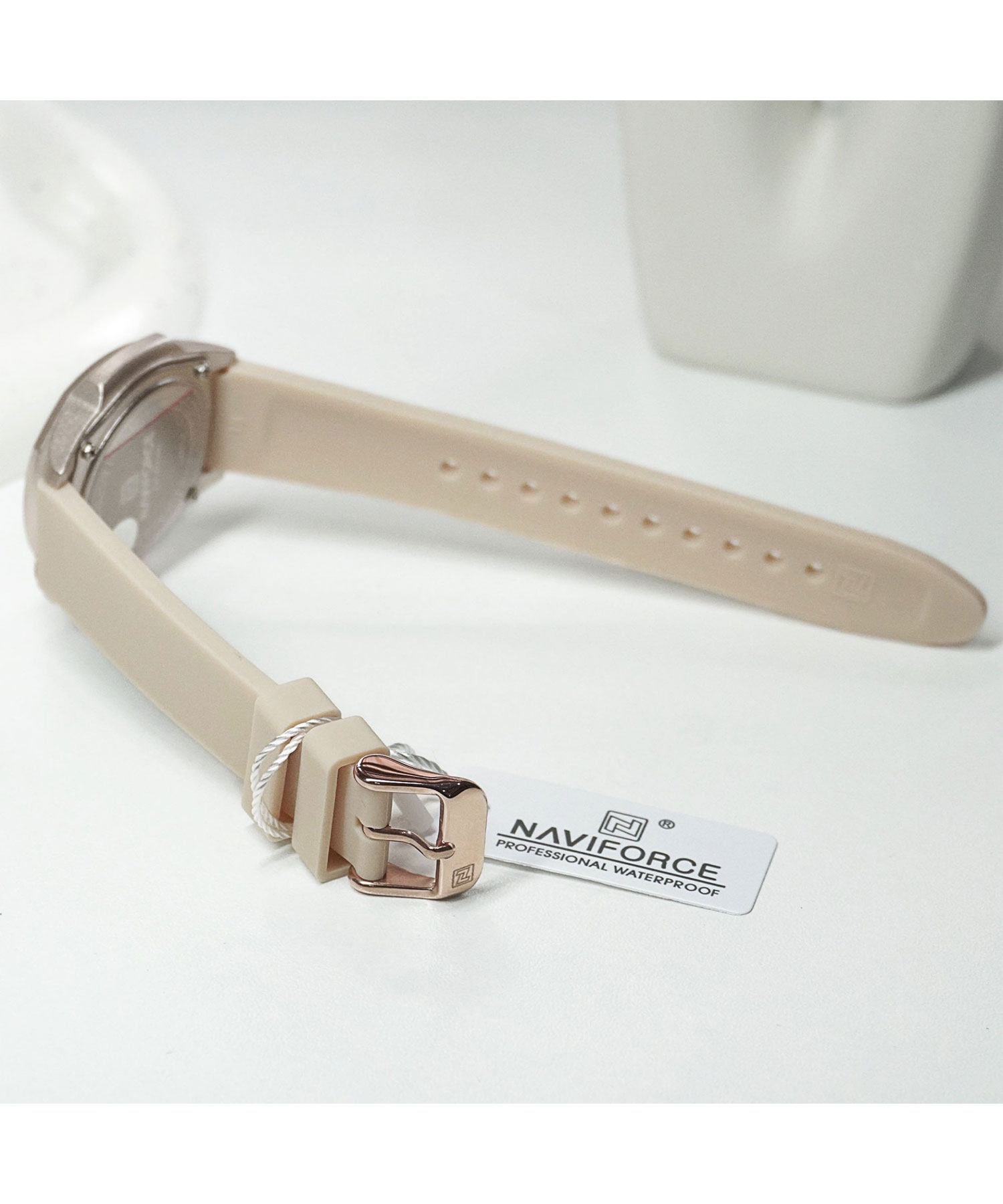 ساعت مچی زنانه نیوی فورس، کد NF7107BG/BG