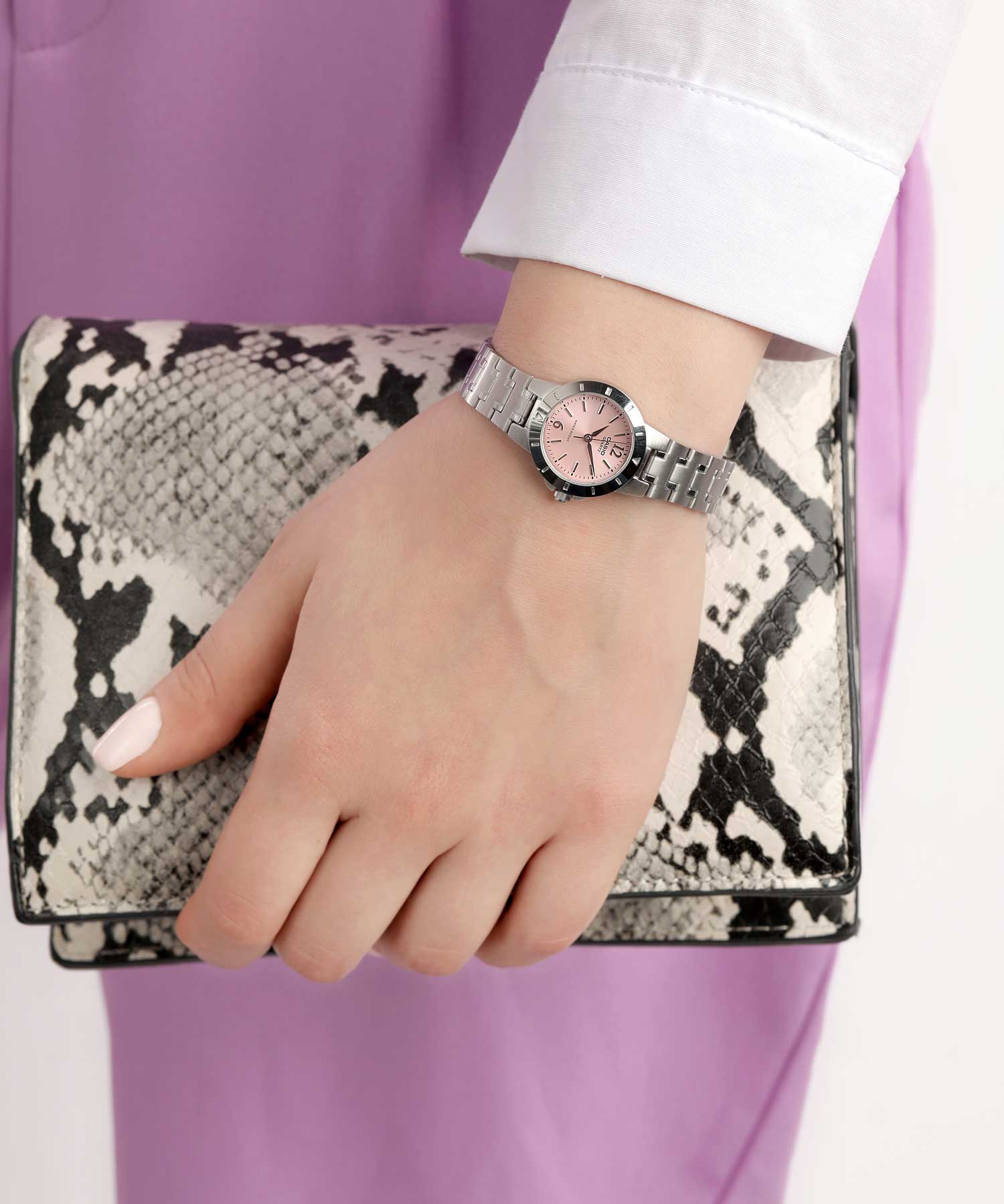 ساعت مچی زنانه کاسیو، زیرمجموعه Standard، کد LTP-1177A-4A1DF