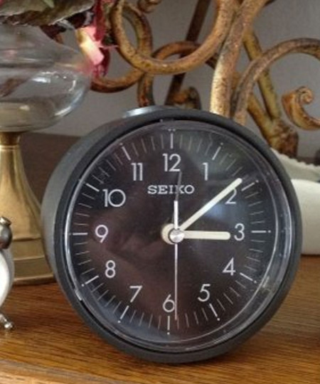 ساعت رومیزی سیکو، زیرمجموعه Table Clock, کد QXE014K