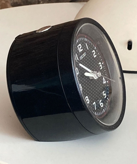 ساعت رومیزی سیکو، زیرمجموعه Table Clock, کد QXE021J